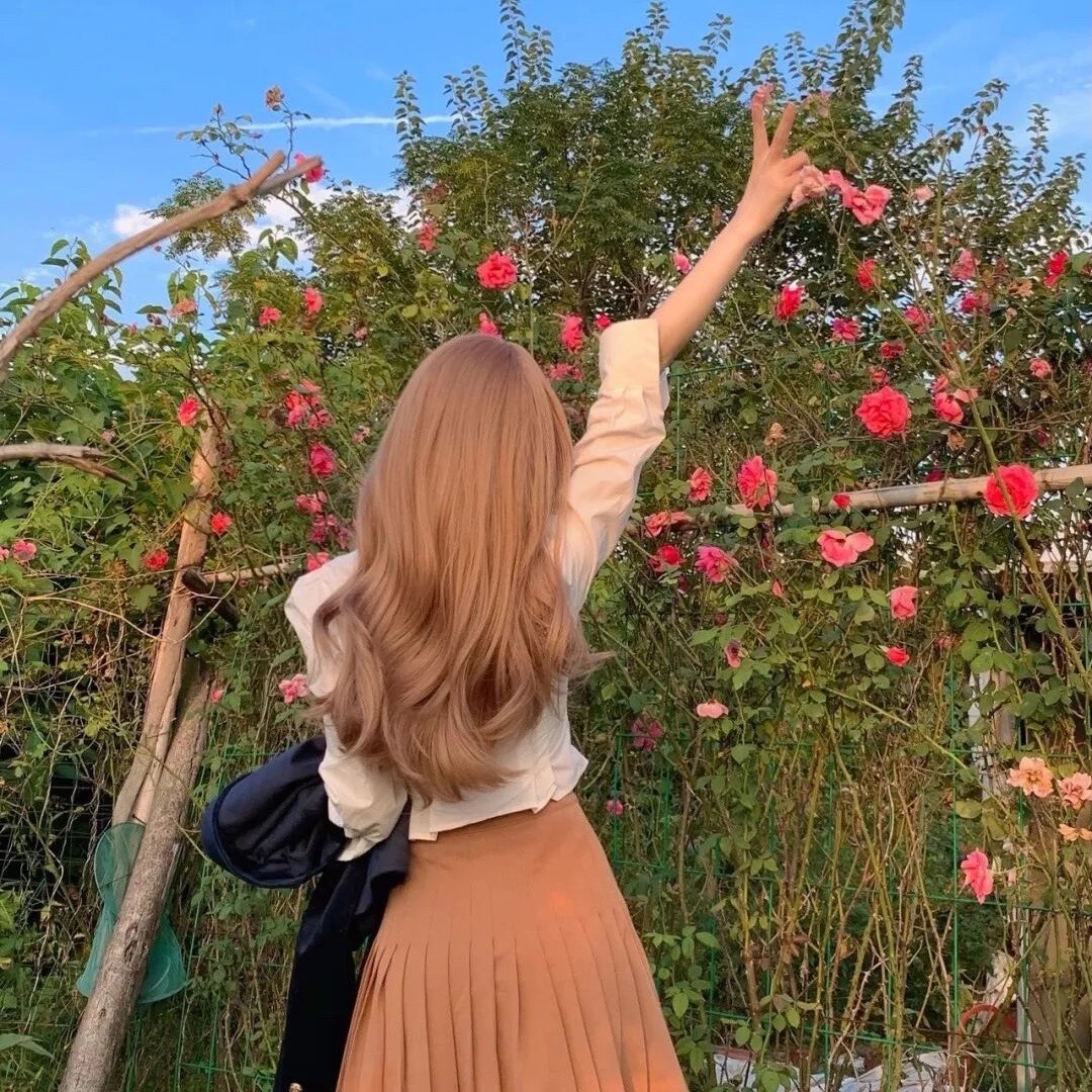 庞德女郎芳名录
